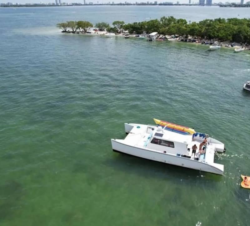 What is a Catamaran Boat and What are the Benefits?